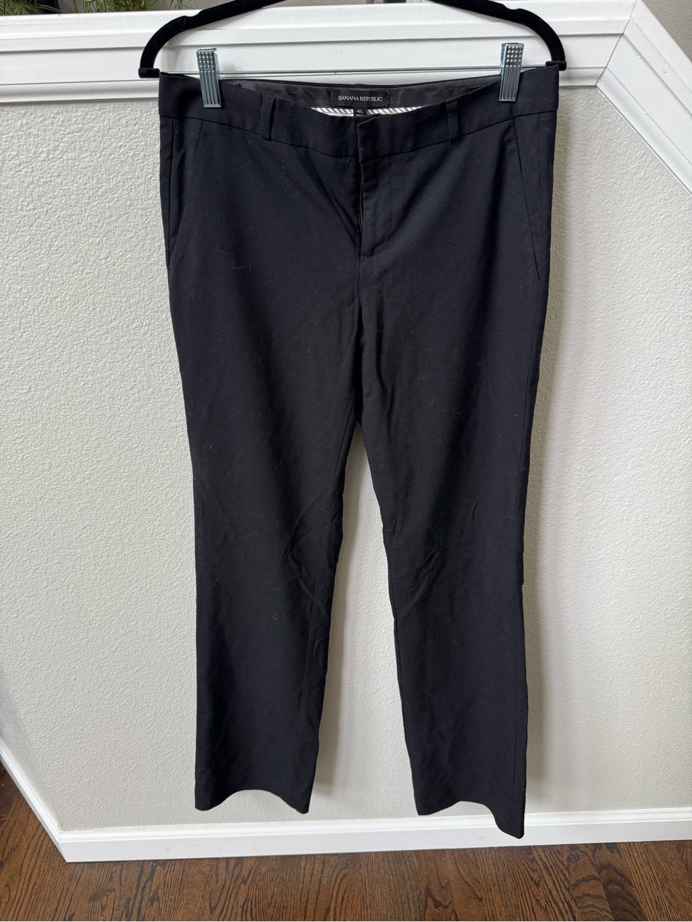 Banana Republic Women’s Black Slim Dress Pants